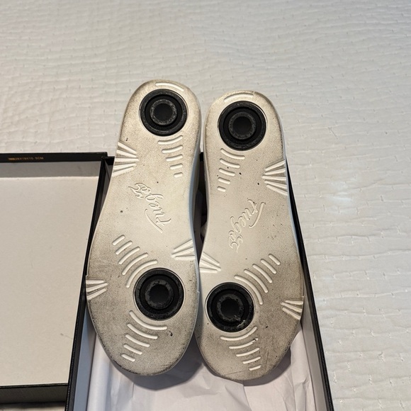 Fuegos dance sneakers like new 7.5 - Picture 4 of 5